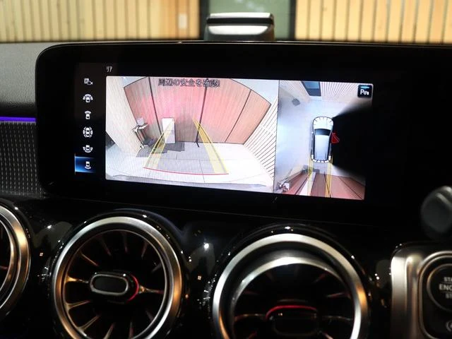 MERCEDES BENZ GLB 18