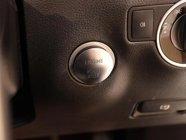 MERCEDES BENZ B-CLASS 67