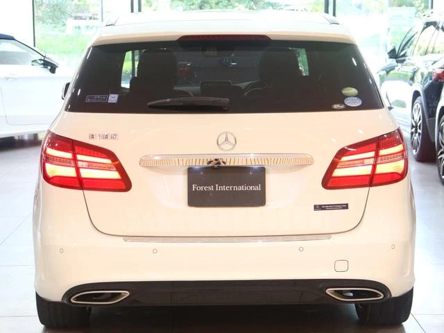 MERCEDES BENZ B-CLASS 4