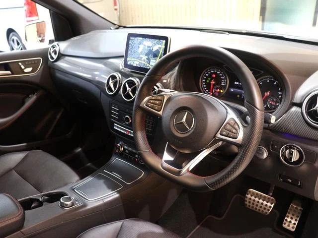 MERCEDES BENZ B-CLASS 10