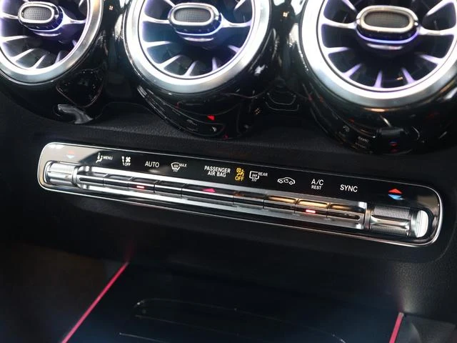 MERCEDES BENZ GLB 72