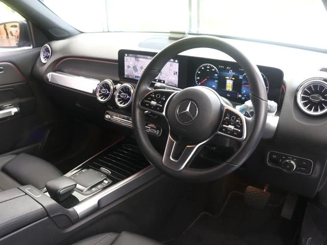 MERCEDES BENZ GLB 57