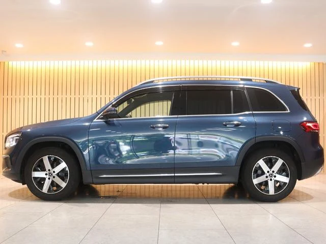 MERCEDES BENZ GLB 5