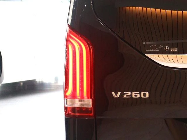 MERCEDES BENZ V-CLASS 40