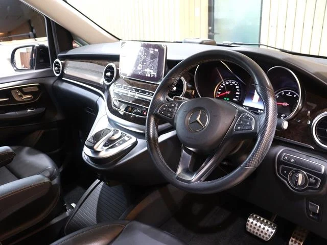 MERCEDES BENZ V-CLASS 10