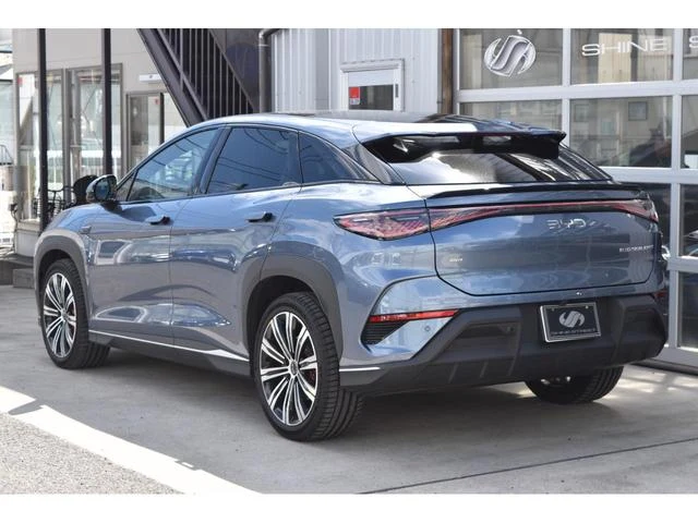 BYD SEALION 7 5