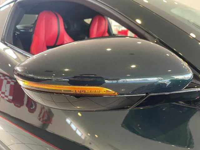 Lotus EMIRA 22