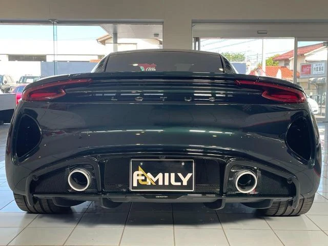 Lotus EMIRA 3