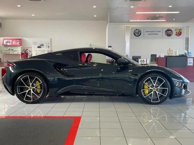Lotus EMIRA 4
