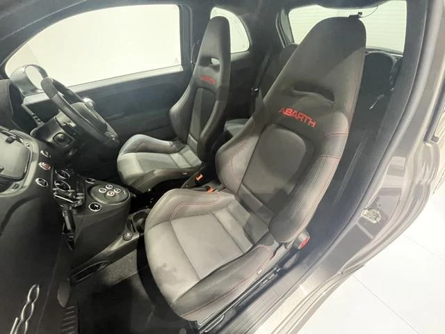 Abarth 695 25