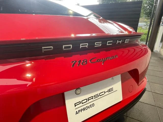Porsche 718 10