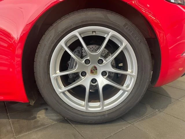 Porsche 718 13