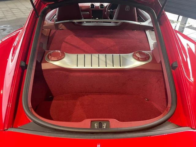 Porsche 718 18