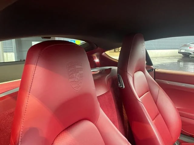 Porsche 718 26