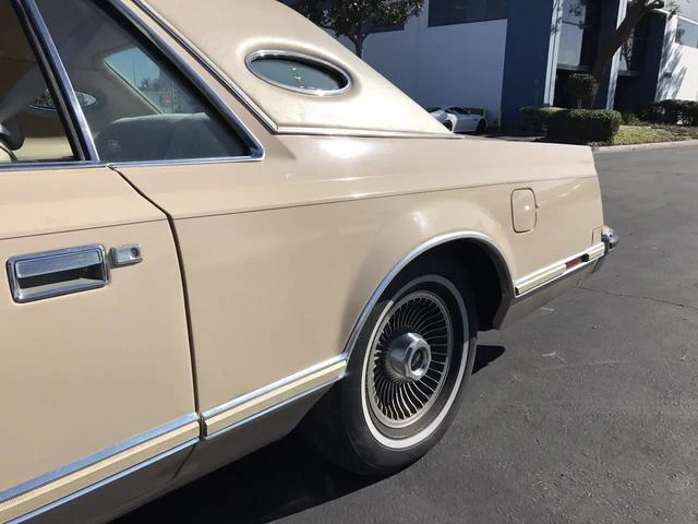 Lincoln MARK V 46
