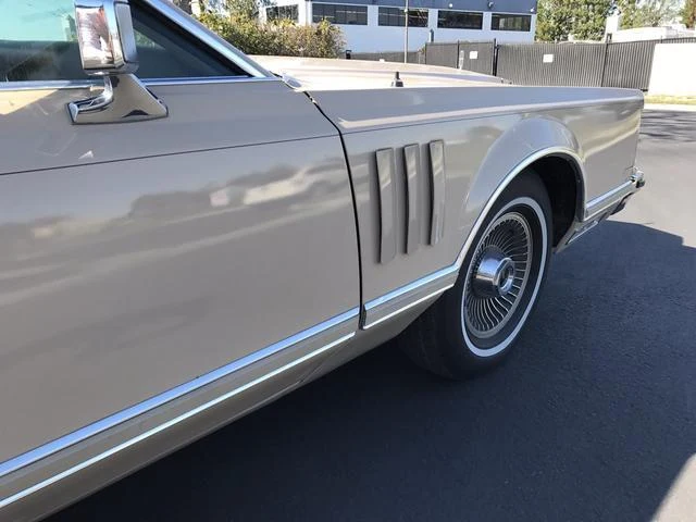 Lincoln MARK V 48