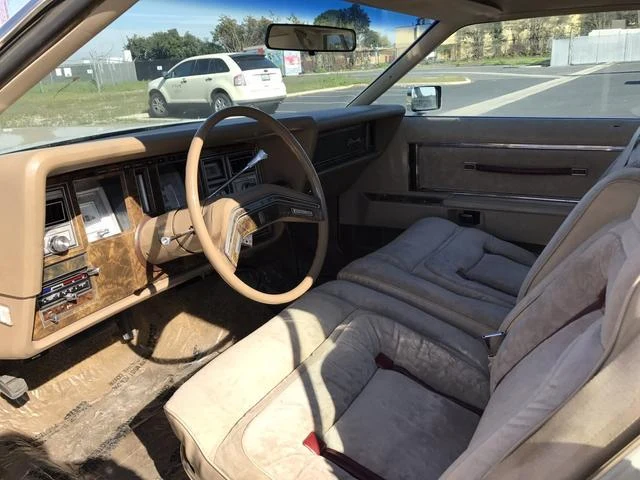 Lincoln MARK V 29