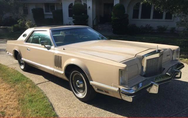 Lincoln MARK V