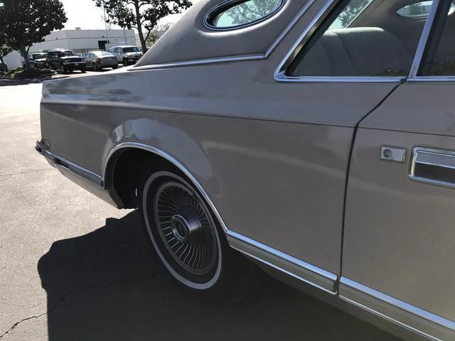 Lincoln MARK V 49