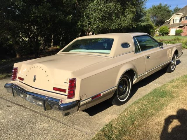Lincoln MARK V 8