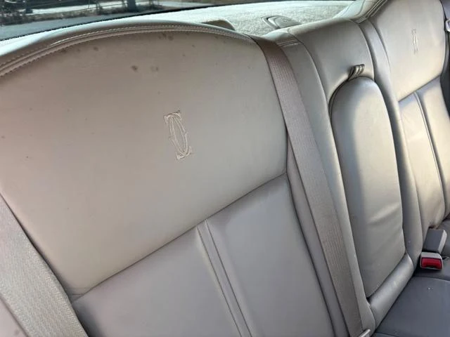 Lincoln TOWNCAR 33