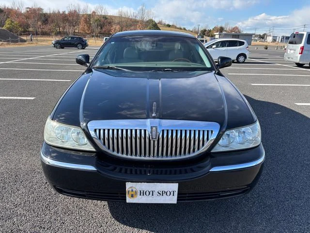 Lincoln TOWNCAR 4