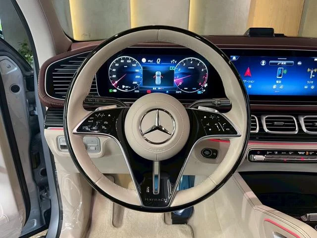 MERCEDES MAYBACH GLS 27