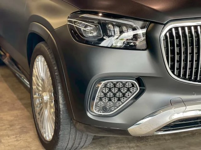 MERCEDES MAYBACH GLS 16