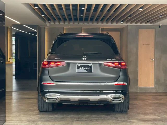 MERCEDES MAYBACH GLS 6