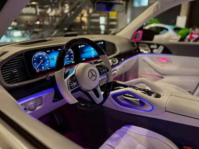 MERCEDES MAYBACH GLS 38