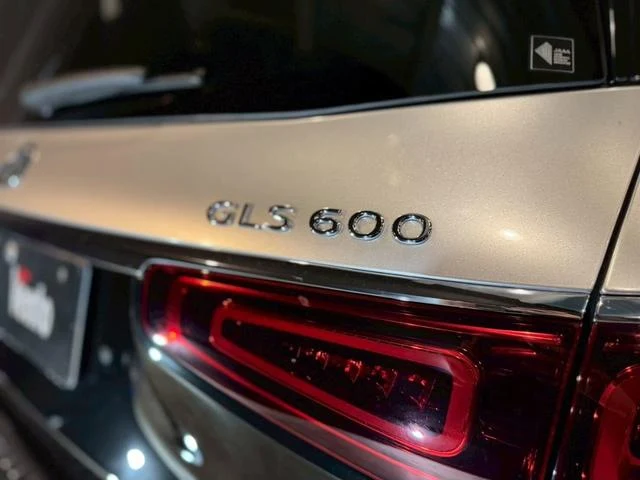 MERCEDES MAYBACH GLS 21