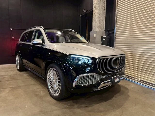 MERCEDES MAYBACH GLS 26