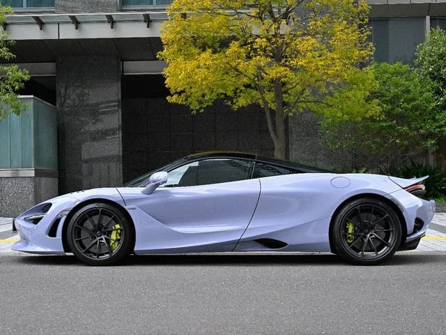 McLaren 750S 3