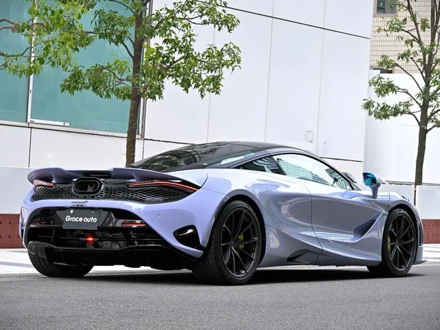 McLaren 750S 32