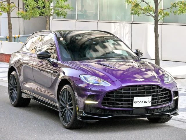Aston Martin DBX 707 7