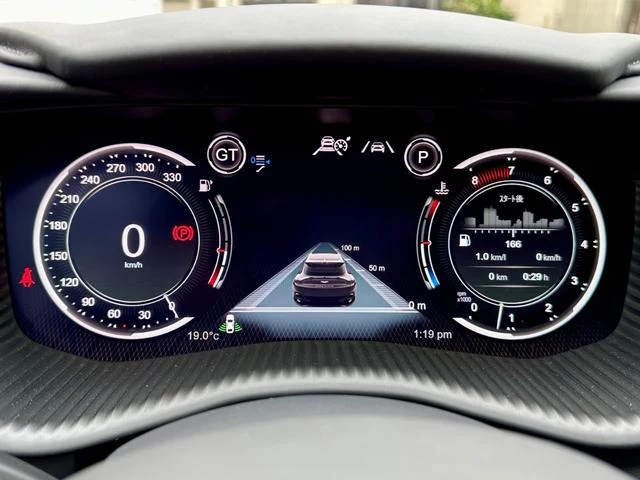 Aston Martin DBX 707 45