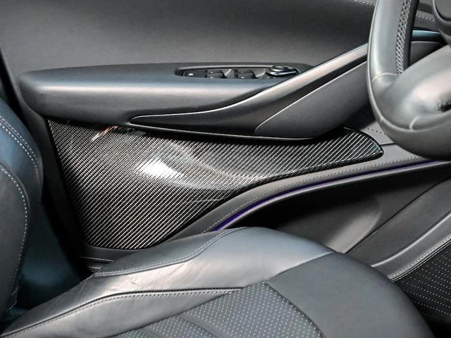 Aston Martin DBX 707 59