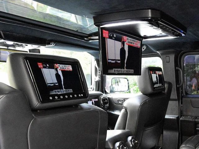 Hummer H2 18