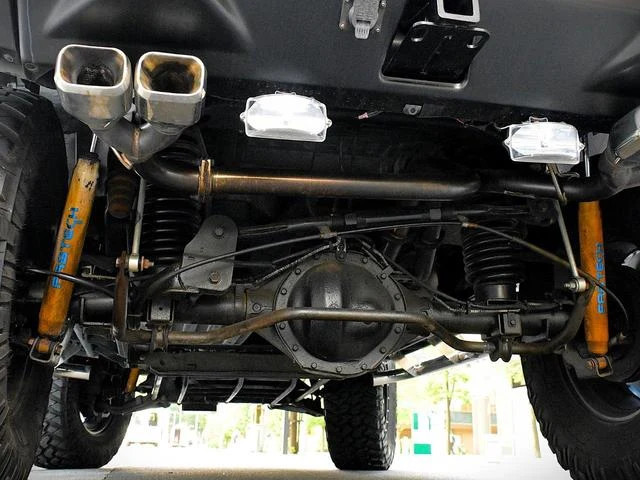 Hummer H2 57