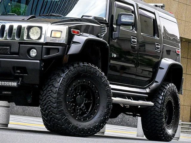 Hummer H2 53