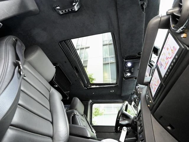 Hummer H2 74