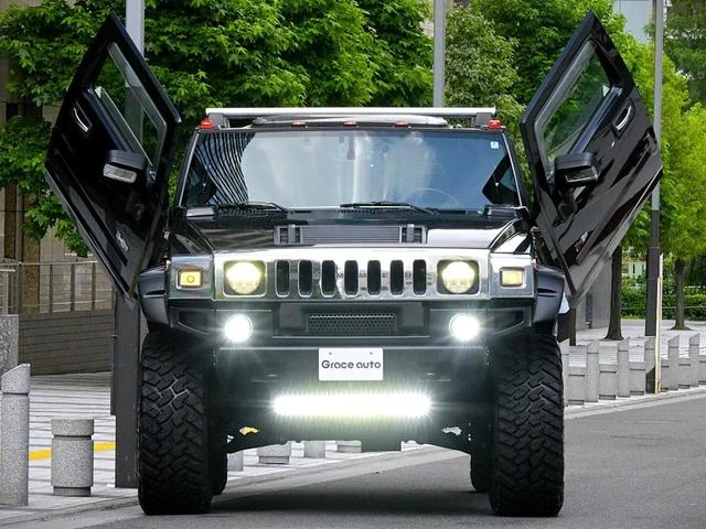 Hummer H2 3
