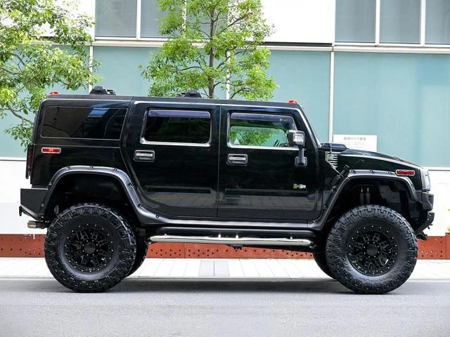 Hummer H2 32