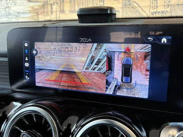 MERCEDES BENZ GLB 8