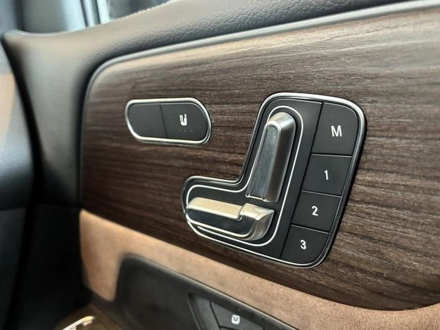 MERCEDES BENZ GLB 50