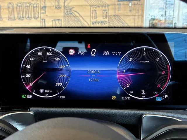 MERCEDES BENZ GLB 11