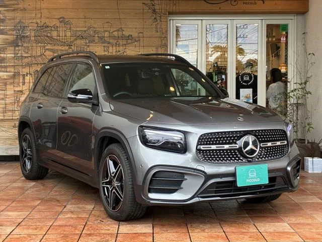 MERCEDES BENZ GLB