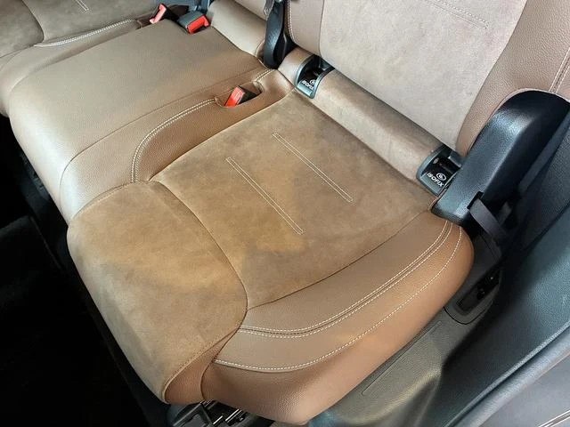 MERCEDES BENZ GLB 23