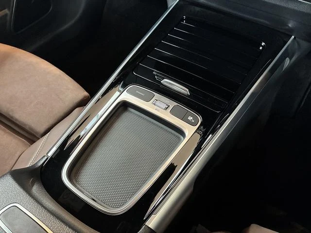 MERCEDES BENZ GLB 10