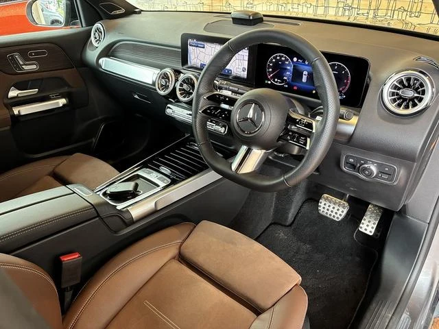MERCEDES BENZ GLB 5